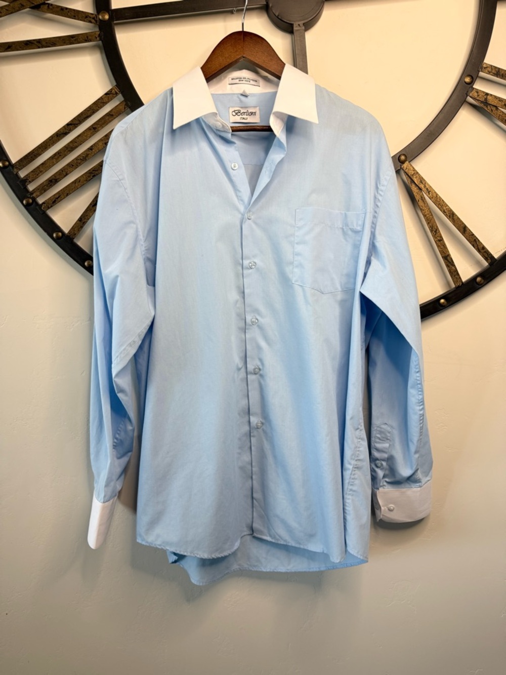 Berlioni Italy Classic Light Blue Men's Dress Shirt with White Contrast Collar